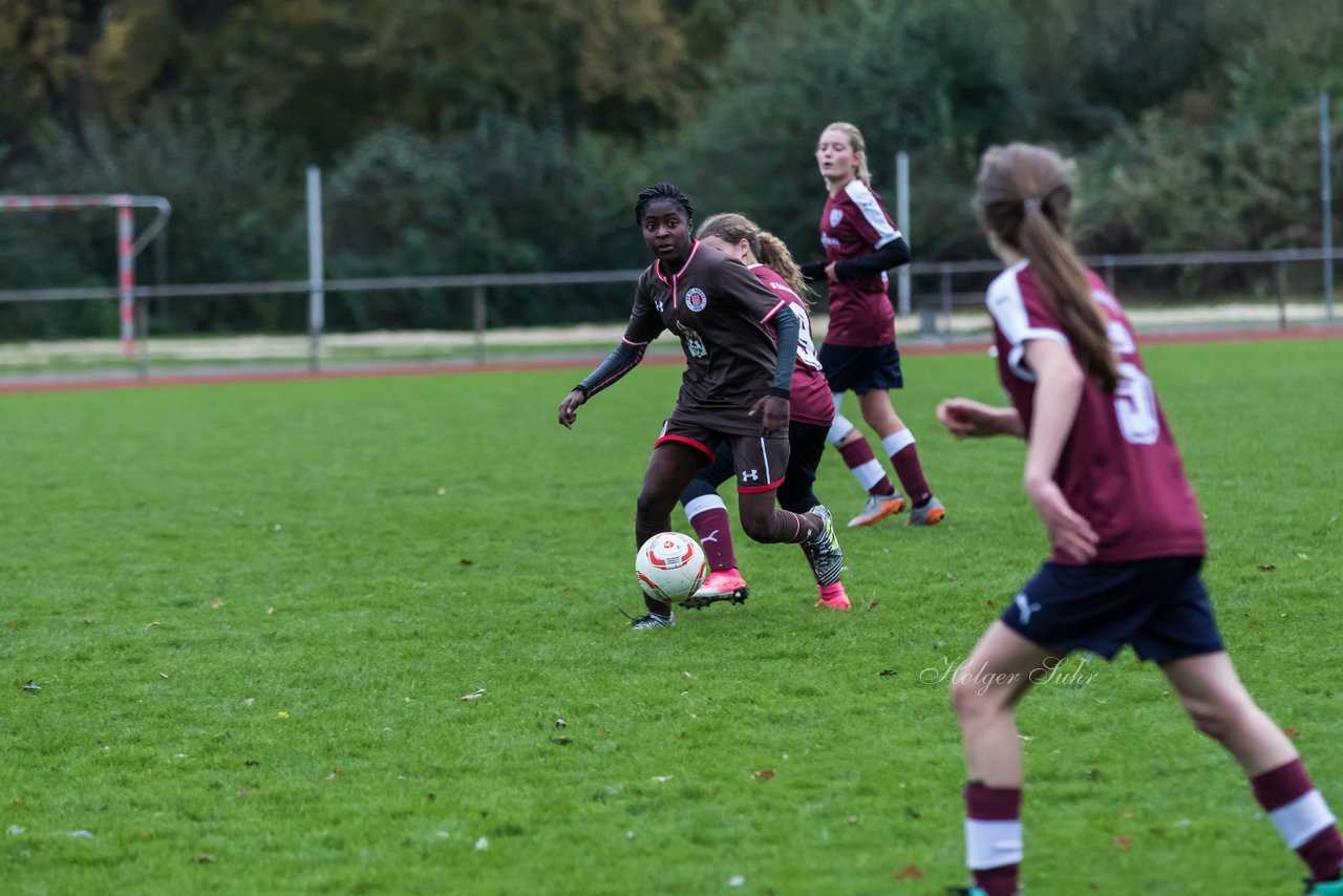 Bild 219 - C-Juniorinnen Halstenbek-Rellingen - St.Pauli : Ergebnis: 0:5